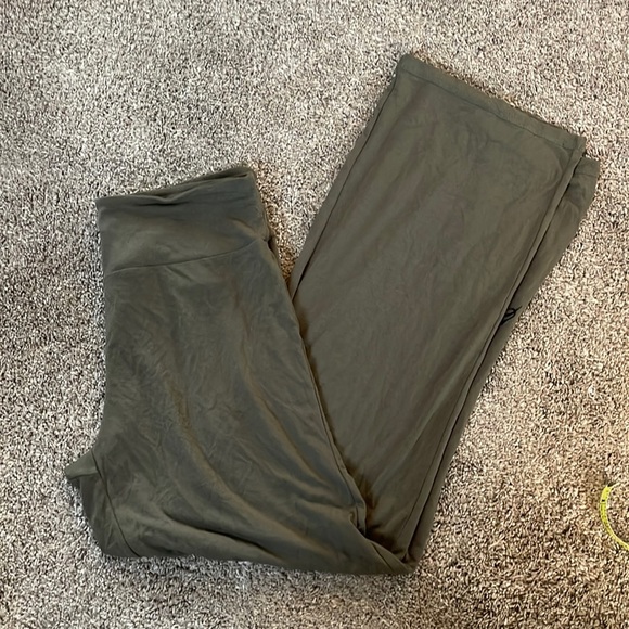 P'tula Pants - P'tula Brandi Carefree Olive Green Lounge Sweatpants